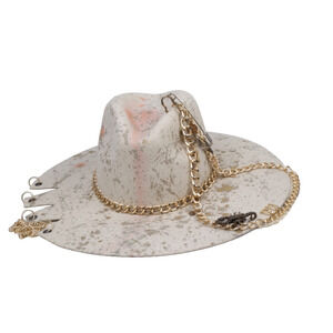 Monna Vintage Ivory Wool Gold Plated Charms Chain Rings Embellished Cowboy Hat S